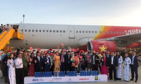 Đón chuyến bay từ Trung Quốc đến Khánh Hòa dịp Tết Nguyên đán 2023
